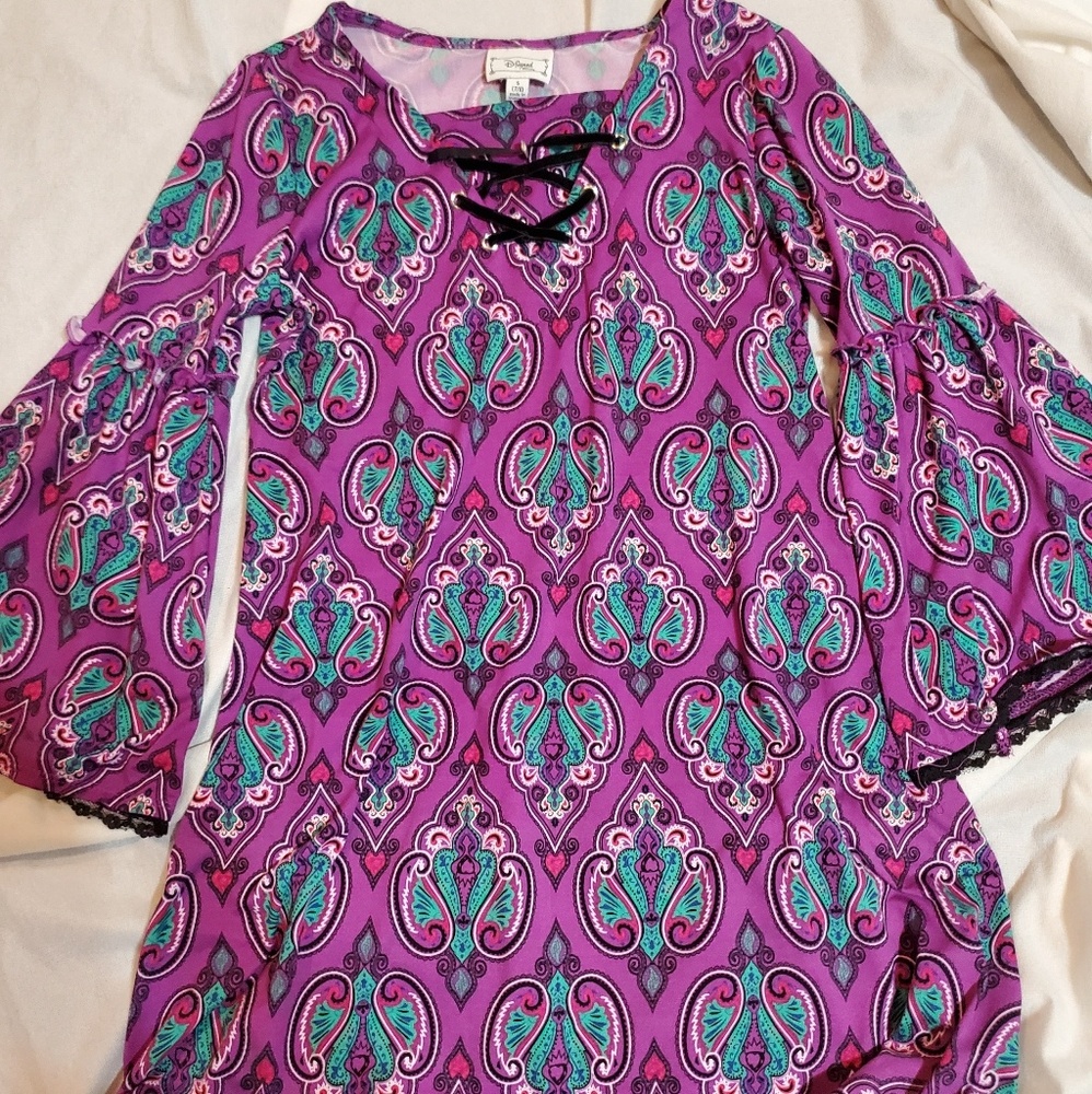 Adorable purple design Disney dress